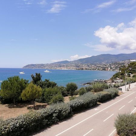 Villaggio Turistico La Vesca Sanremo Ngoại thất bức ảnh